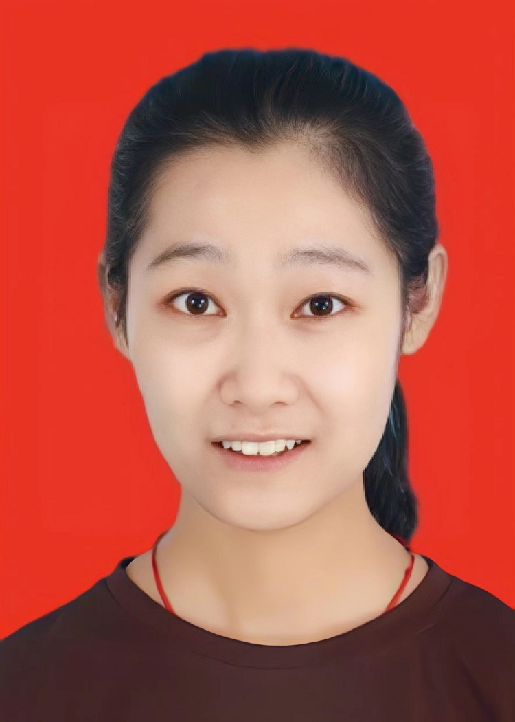 杨菲菲.jpg 杨菲菲.jpg