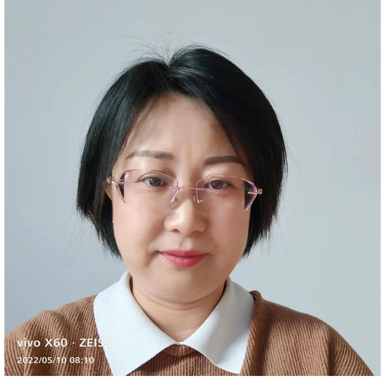 王娅.jpg 王娅.jpg