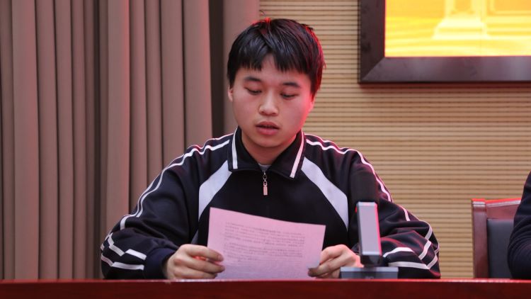 23.12 2022-2023学年国家奖学金、国家励志奖学金、校内奖学金表彰大会 4.jpg 23.12 2022-2023学年国家奖学金、国家励志奖学金、校内奖学金表彰大会 4.jpg