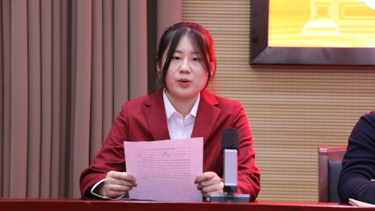 23.12 2022-2023学年国家奖学金、国家励志奖学金、校内奖学金表彰大会 6.jpg 23.12 2022-2023学年国家奖学金、国家励志奖学金、校内奖学金表彰大会 6.jpg