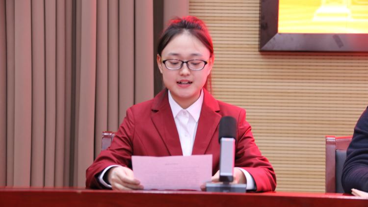 23.12 2022-2023学年国家奖学金、国家励志奖学金、校内奖学金表彰大会 8.jpg 23.12 2022-2023学年国家奖学金、国家励志奖学金、校内奖学金表彰大会 8.jpg