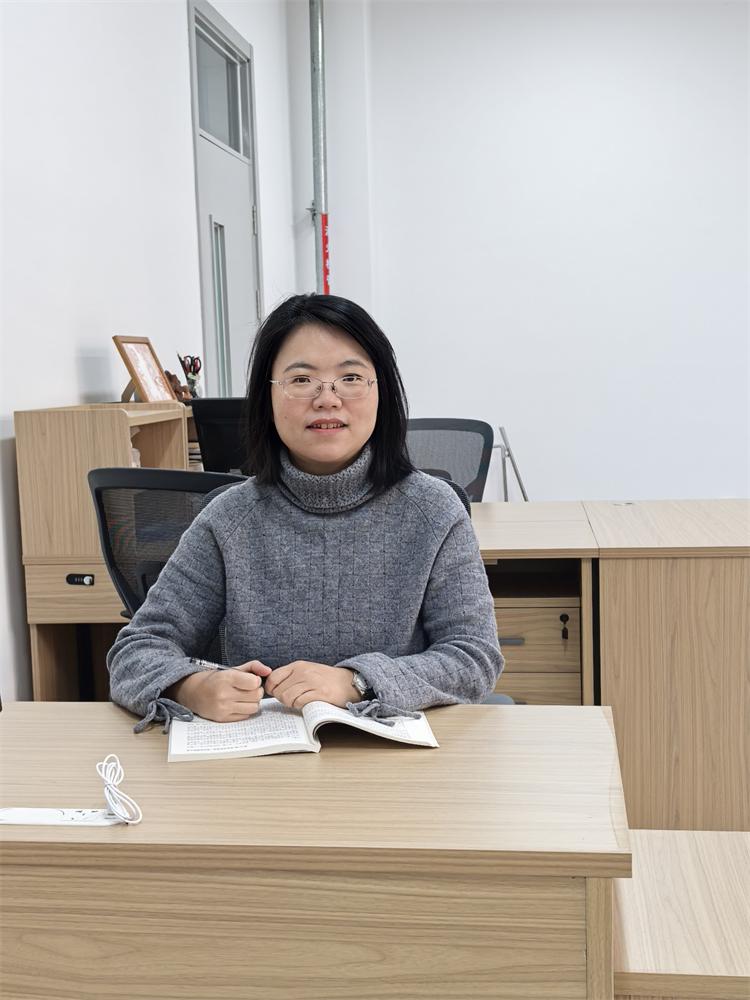 索艳琳(上稿照片).jpg 索艳琳(上稿照片).jpg